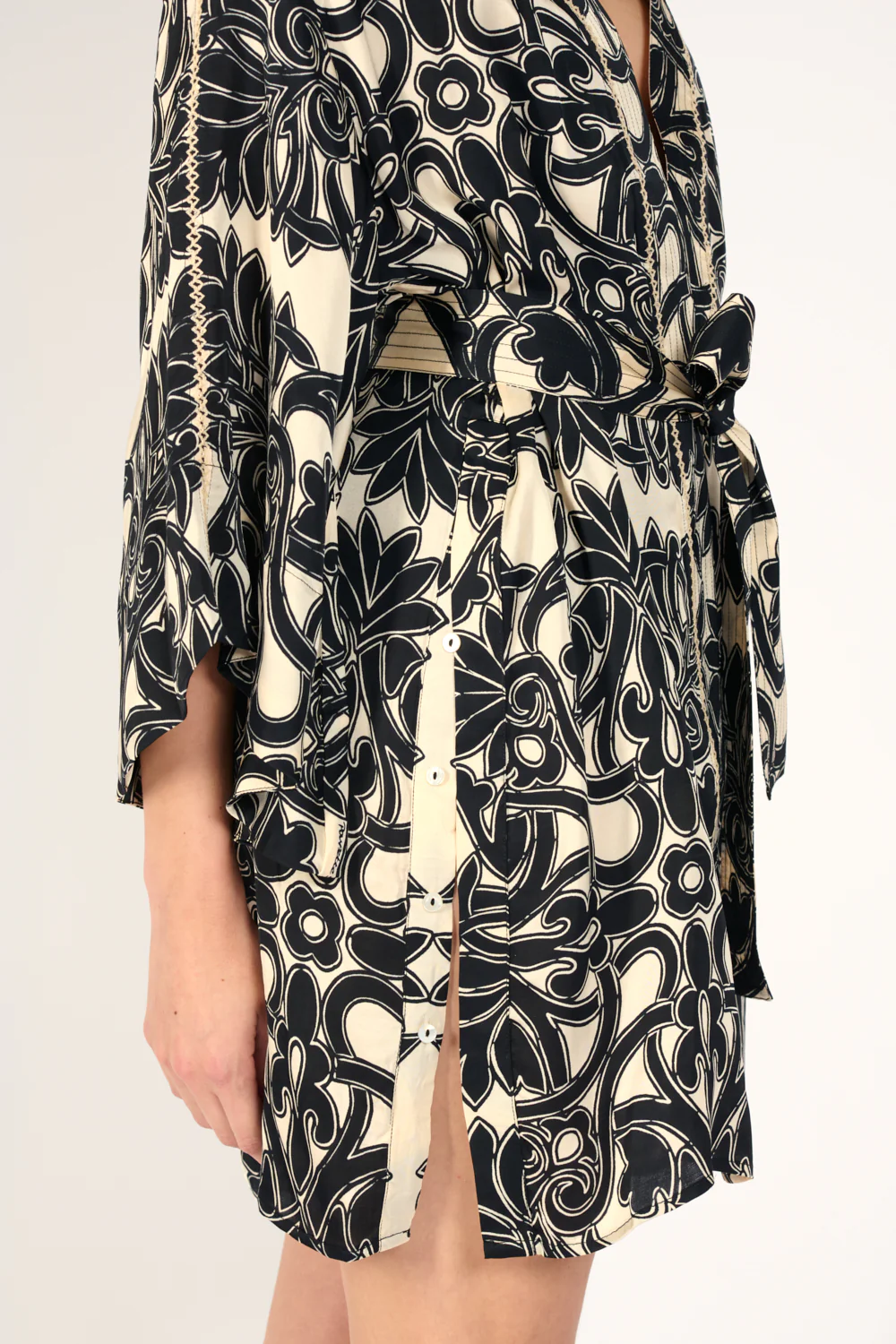 Kimono Luna - Black Mantra - Image 5
