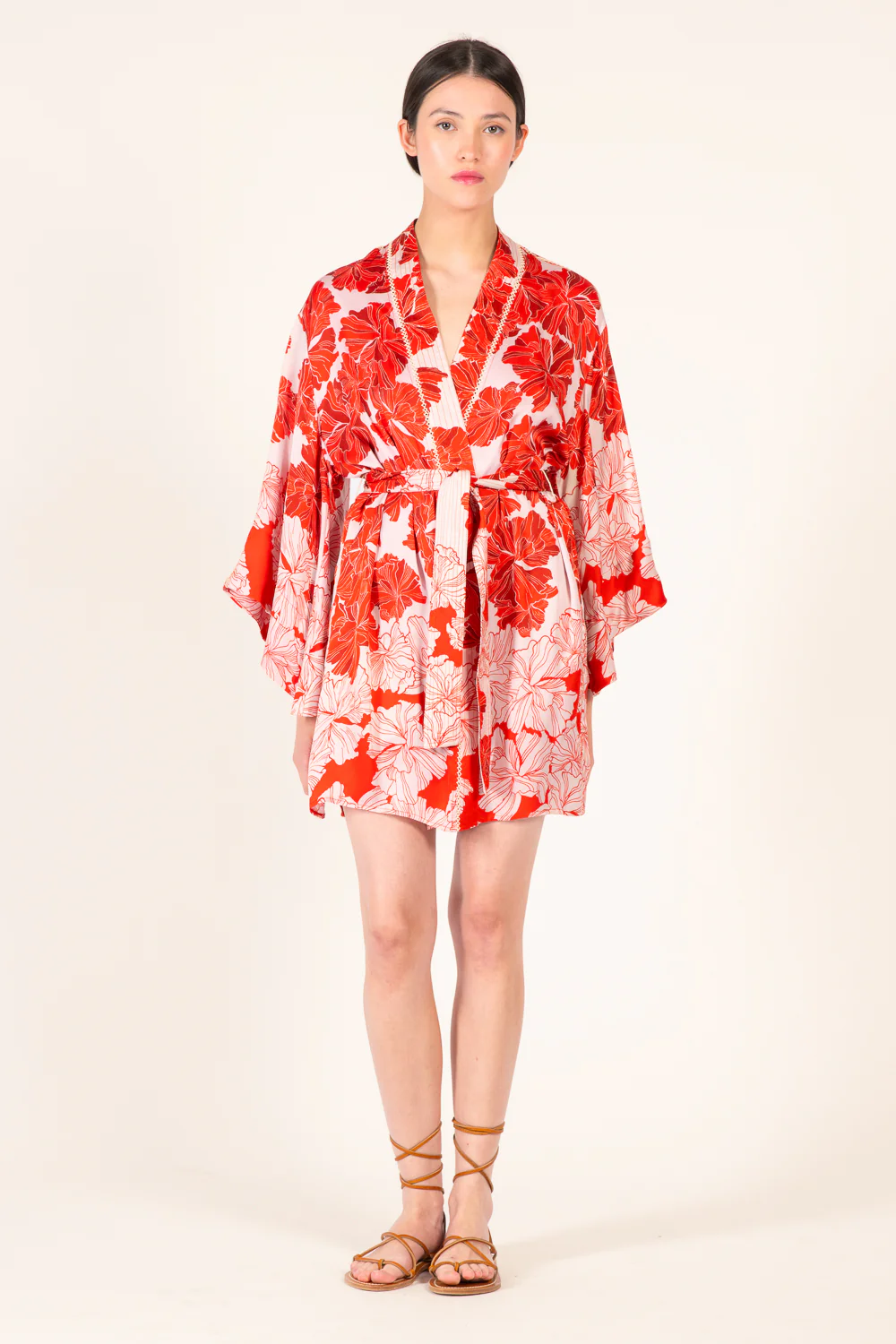 Kimono Luna - Red Flower Bunch - Image 3