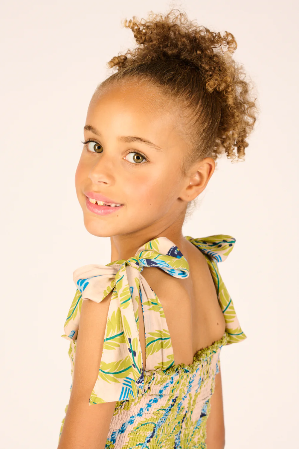 Long Dress Triny for girls - Green Mini Palmrott - Image 6