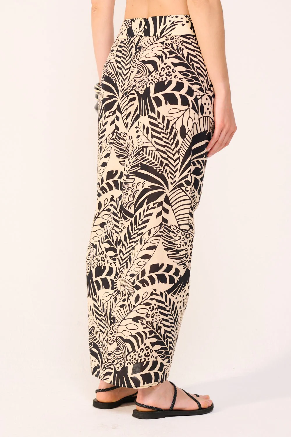 Long Skirt Uma - Black Toucan - Image 6