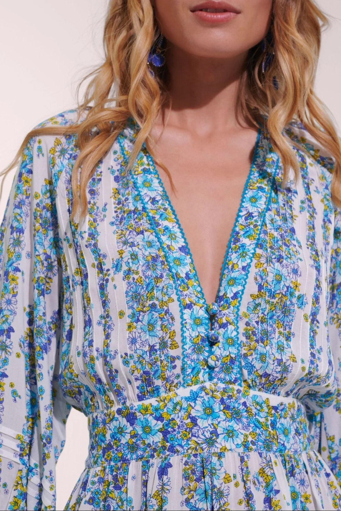 Mini Dress Bera - Blue Waves Flowers - Image 3