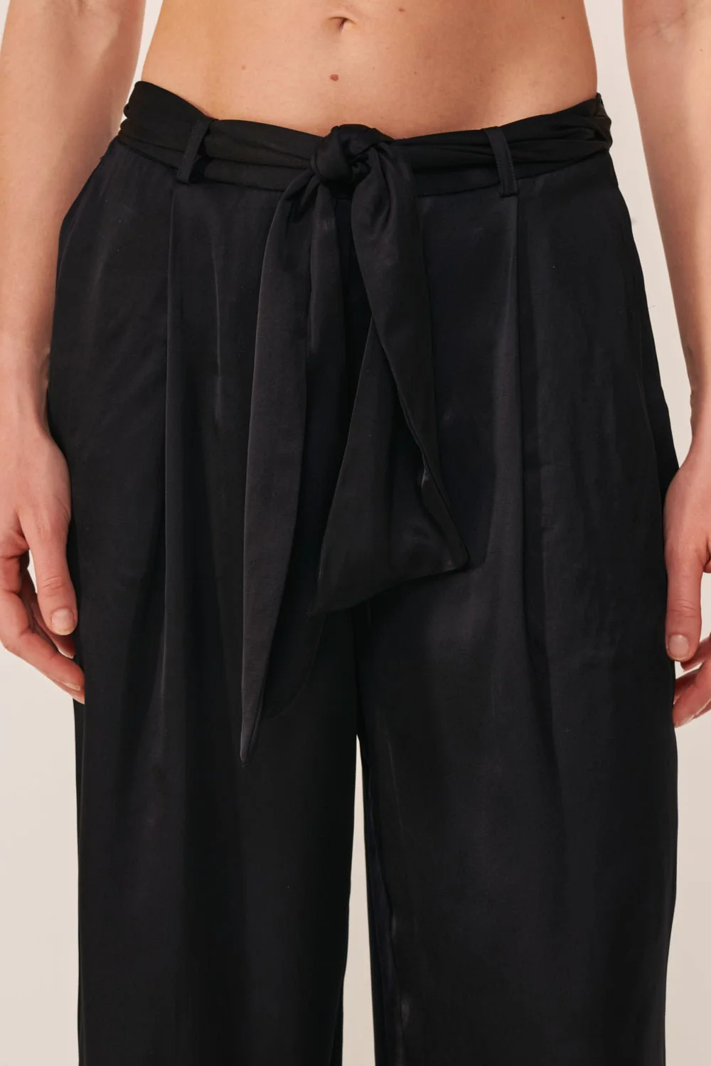 Pant Aroa - Black - Image 4