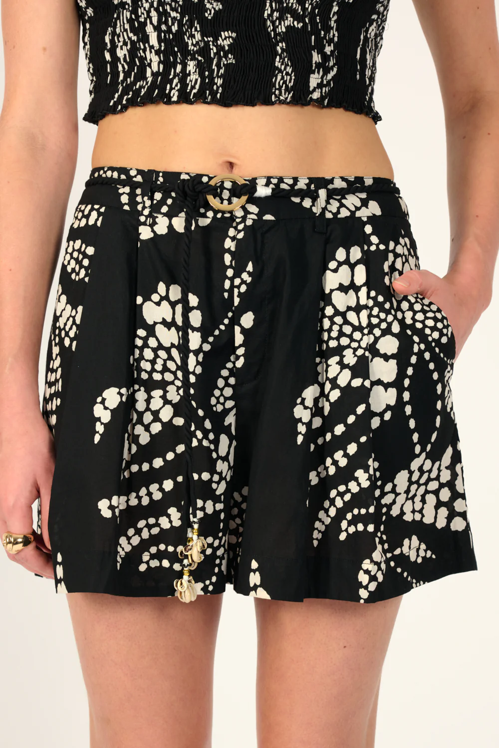 Short Chantal - Black Austral - Image 2